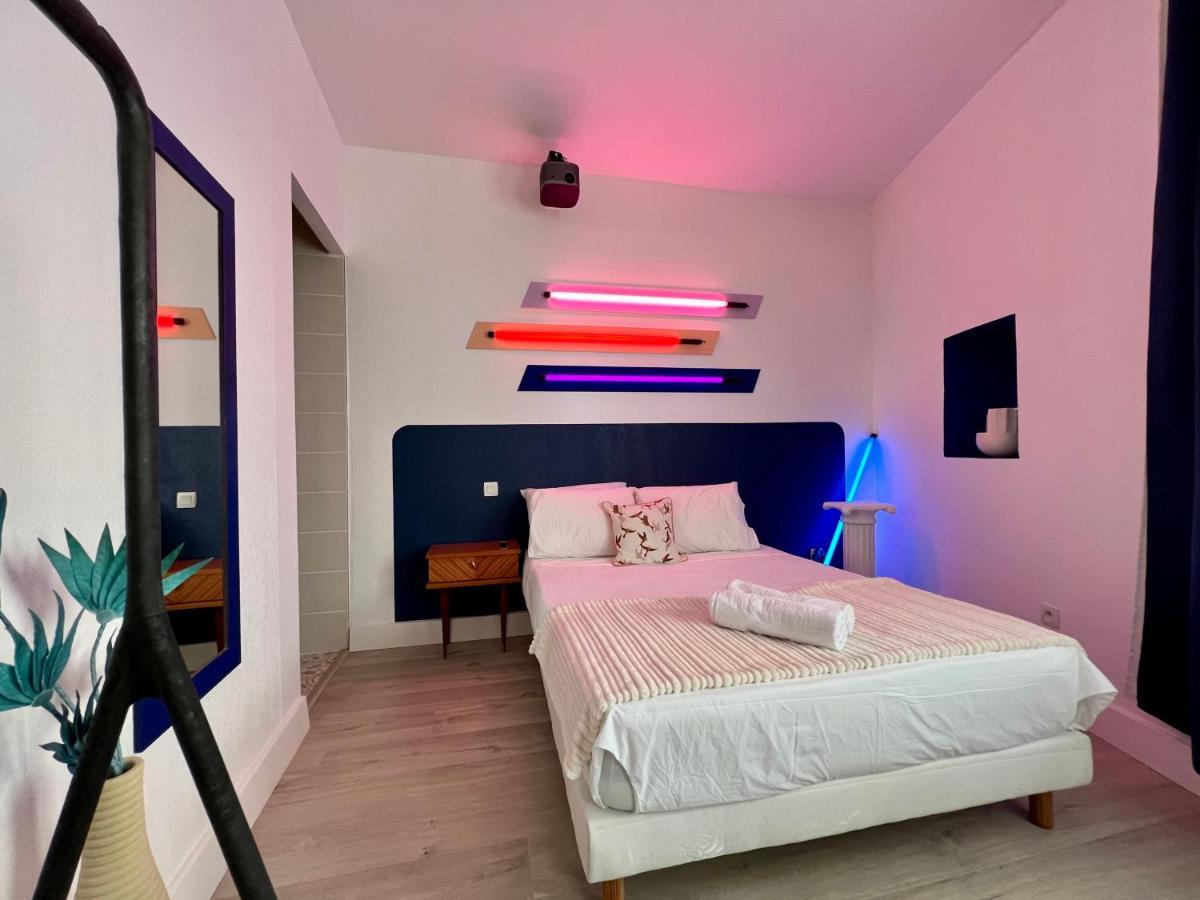 Roma Reva: Design Et Home Cinema 尼姆 外观 照片
