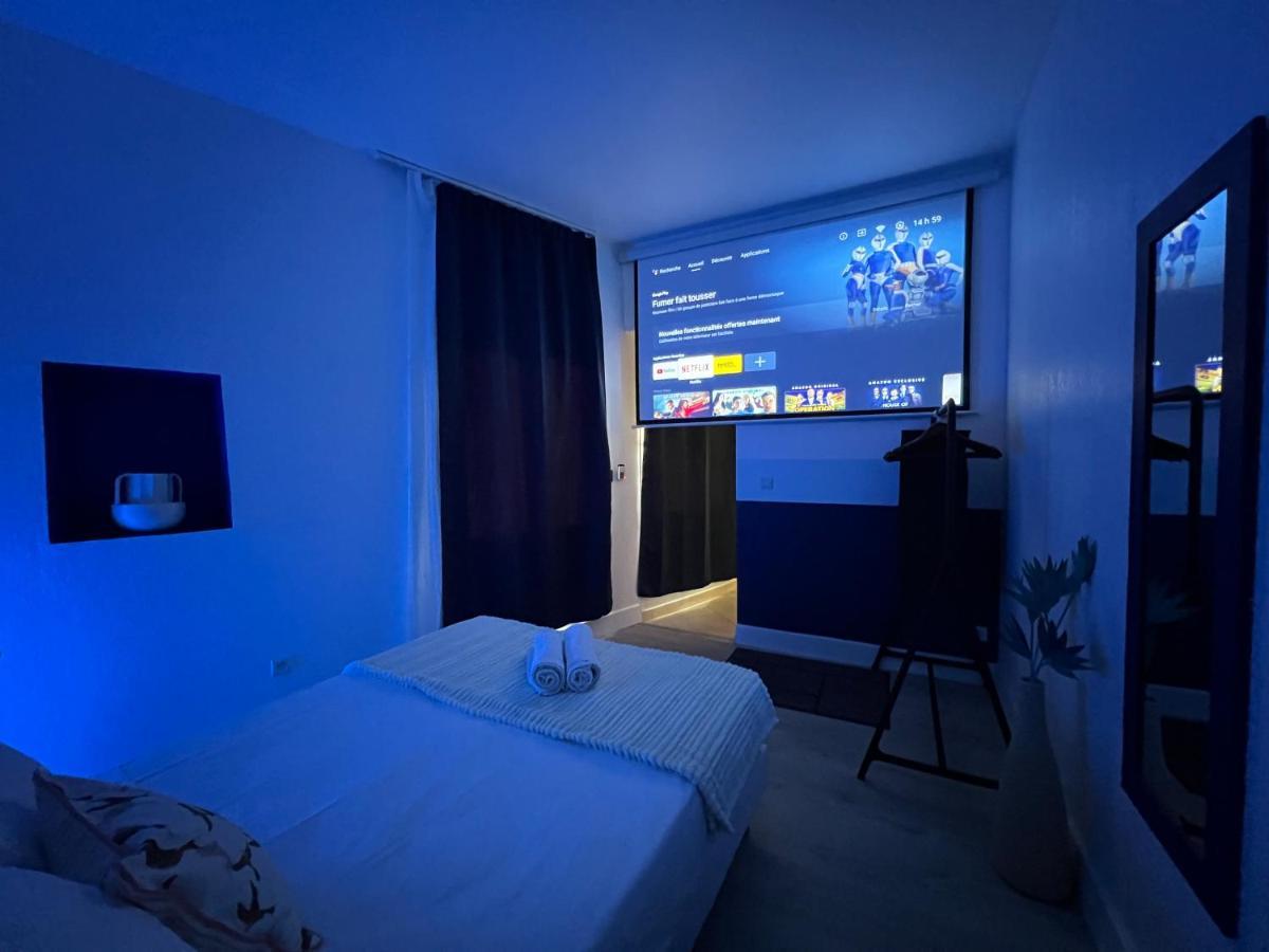 Roma Reva: Design Et Home Cinema 尼姆 外观 照片